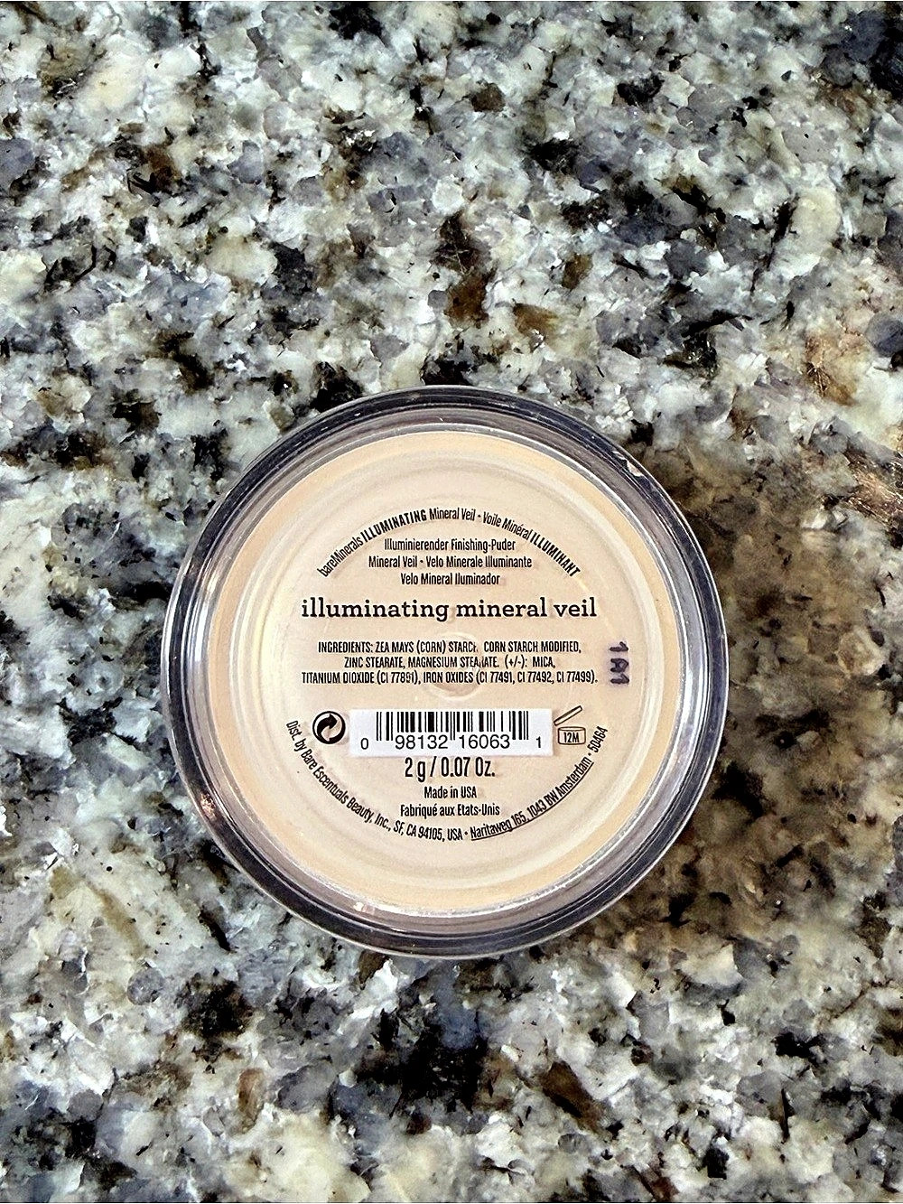 bareMinerals Illuminating Mineral Veil